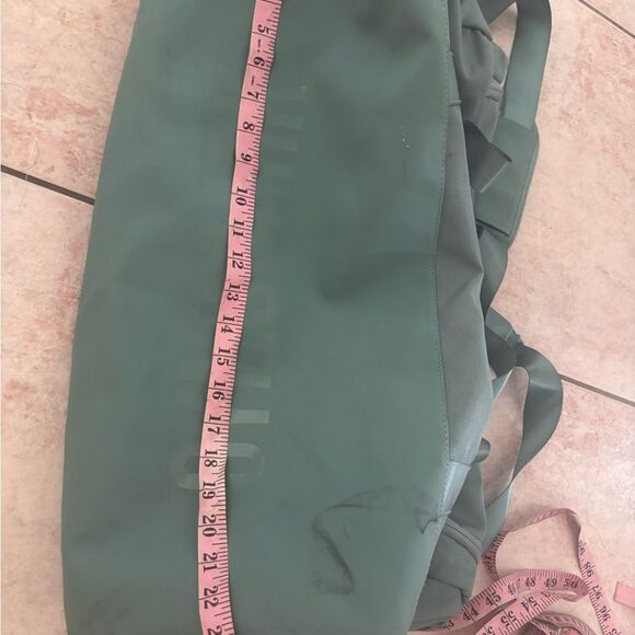 Gymshark GYM BAG travel luggage overnight backpack accessory logo shoulder bag - Picture 12 of 14